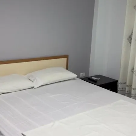 , Durres * Golem (Tirana)